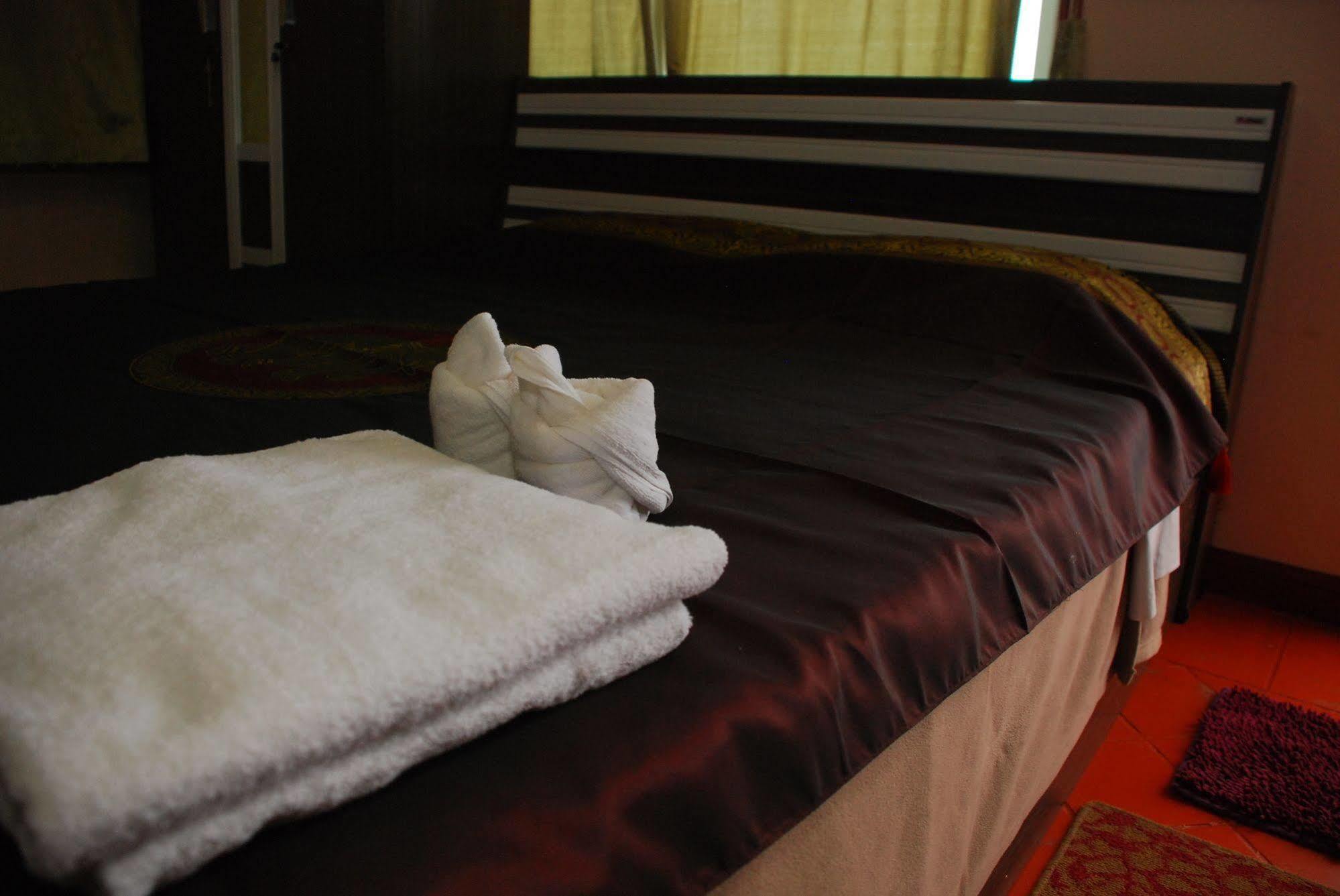 The Phen House Otel Hua Hin Dış mekan fotoğraf